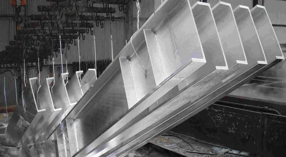 Manual vs Robotic Hot Dip Galvanizing: A Simple Comparison